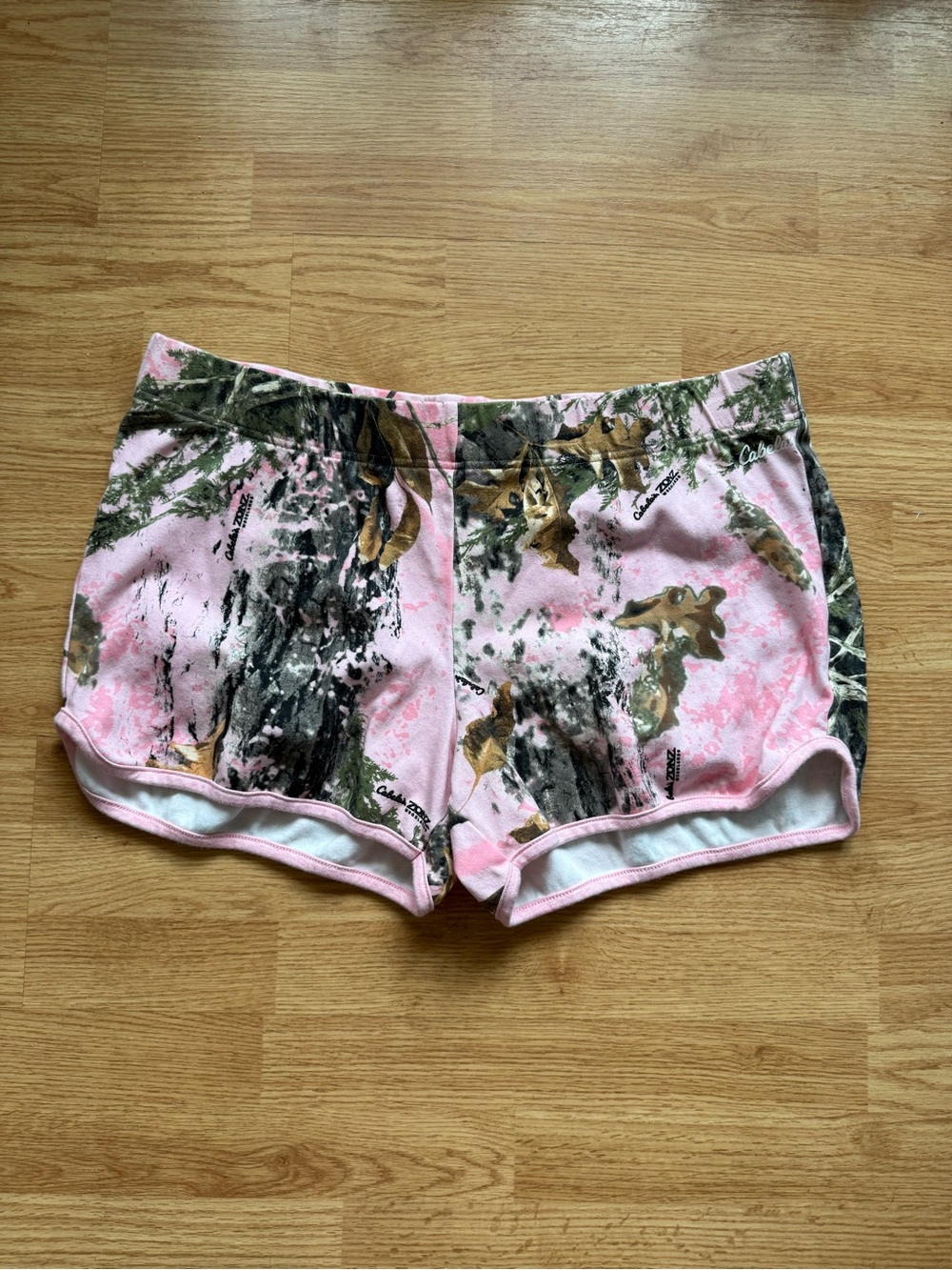 Cabela’s Camo Print Pink Women's Shorts